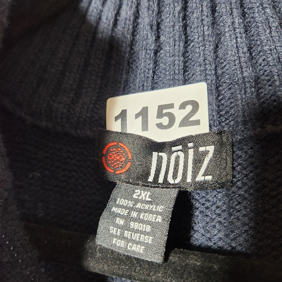 Noiz Racing Team Men's Navy and Light Blue Quarter Zip Heavy Weight Sweater - Picture 5 of 11